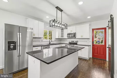 Kitchen - 4716 Schley Ave, Baltimore, MD 21206 photo 1 of 2