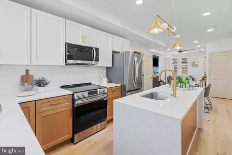 1222 N Potomac St, Baltimore, MD 21213