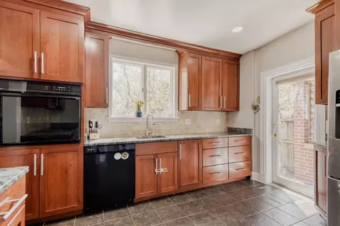 Kitchen - 211 E Lake Ave, Baltimore, MD 21212 photo 2 of 3