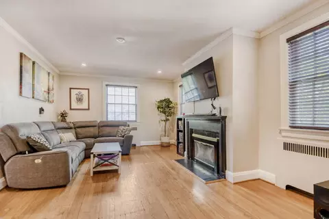 Living - 211 E Lake Ave, Baltimore, MD 21212 photo 1 of 1