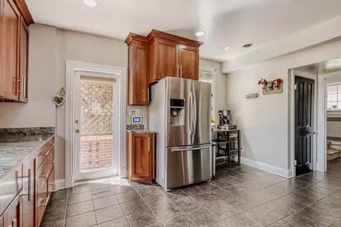 Kitchen - 211 E Lake Ave, Baltimore, MD 21212 photo 3 of 3