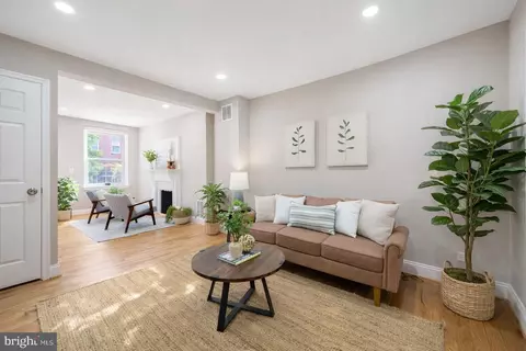 125 E Cross St, Baltimore, MD 21230