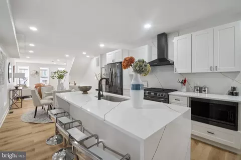 530 E 38th St, Baltimore, MD 21218