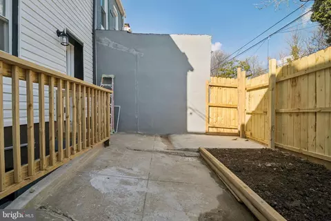 Exterior - 530 E 38th St, Baltimore, MD 21218 photo 3 of 3