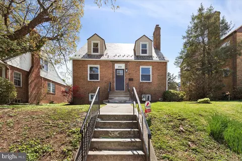 Exterior - 1315 Lakeside Ave, Baltimore, MD 21218 photo 2 of 7