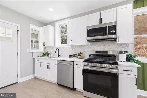 Kitchen - 1315 Lakeside Ave, Baltimore, MD 21218 photo 2 of 2