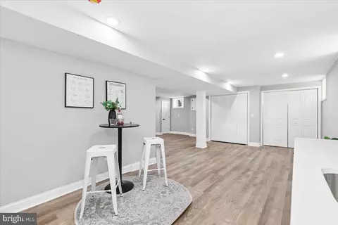 Entry Way - 1315 Lakeside Ave, Baltimore, MD 21218 photo 4 of 10