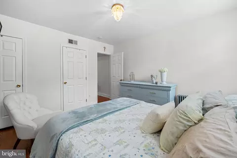 Bedroom - 307 S Exeter St, Baltimore, MD 21202 photo 3 of 6