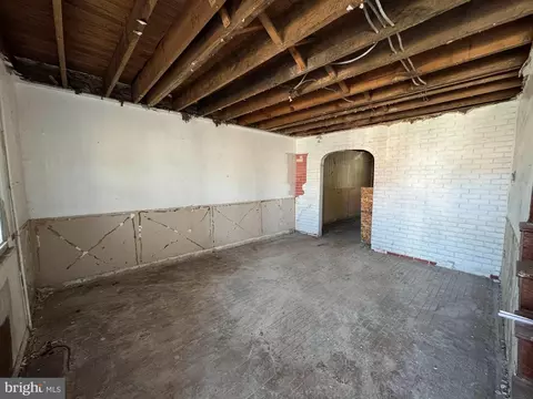 Living - 3835 8th St, Baltimore, MD 21225 photo 1 of 1