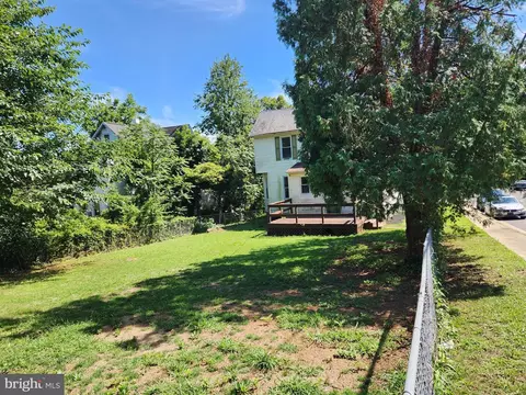 Exterior - 4400 White Ave, Baltimore, MD 21206 photo 4 of 4