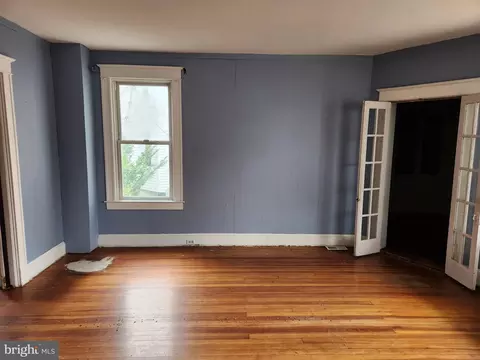Living - 4400 White Ave, Baltimore, MD 21206 photo 1 of 4
