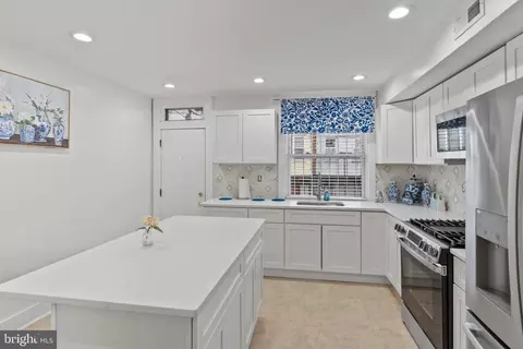 Kitchen - 2609 E Hoffman St, Baltimore, MD 21213 photo 1 of 1
