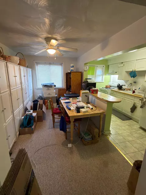 4115 Glenhunt Rd, Baltimore, MD 21229 photo 4