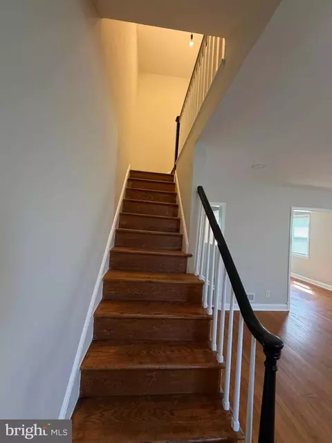 Entry Way - 1535 E Cold Spring Ln, Baltimore, MD 21218 photo 1 of 5