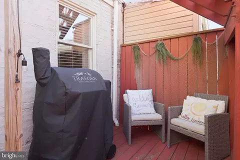 Exterior - 3312 Fleet St, Baltimore, MD 21224 photo 2 of 2