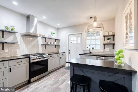 118 S Eaton St, Baltimore, MD 21224