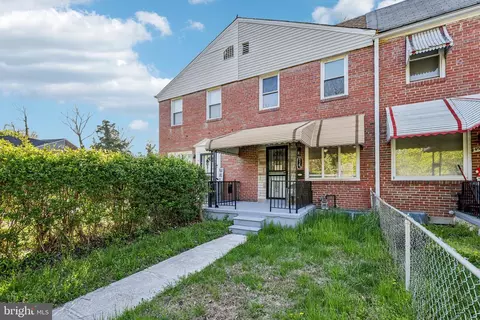 Exterior - 4546 Mountview Rd, Baltimore, MD 21229 photo 1 of 4