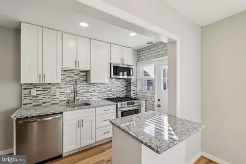 4546 Mountview Rd, Baltimore, MD 21229