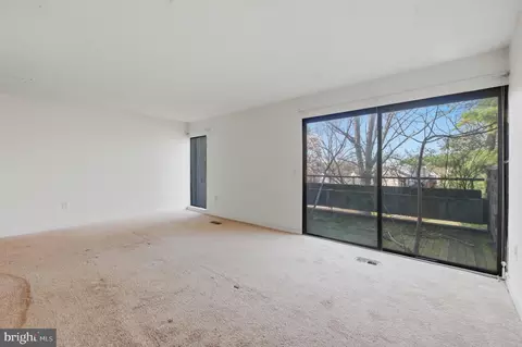 Living - 2372 Nutmeg Ter, Baltimore, MD 21209 photo 3 of 4