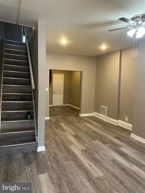 3021 Grayson St, Baltimore, MD 21216 photo 2