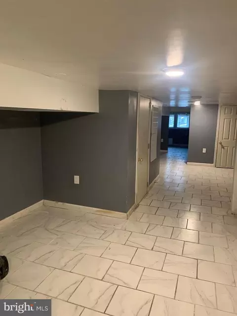 Entry Way - 752 Bartlett Ave, Baltimore, MD 21218 photo 9 of 9