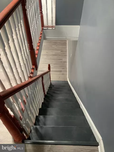 Entry Way - 752 Bartlett Ave, Baltimore, MD 21218 photo 6 of 9