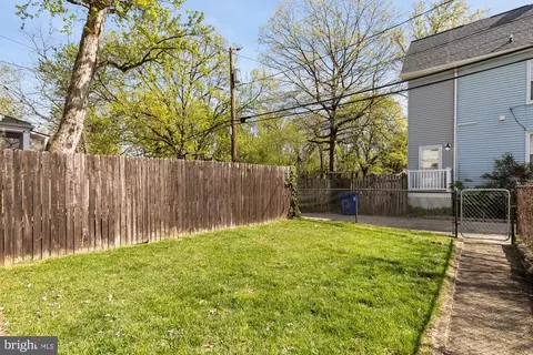 705 E Lake Ave, Baltimore, MD 21212 photo 29