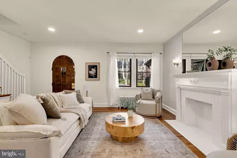 705 E Lake Ave, Baltimore, MD 21212 photo 5