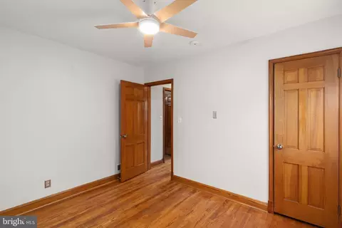 Bedroom - 5204 Catalpha Rd, Baltimore, MD 21214 photo 3 of 4