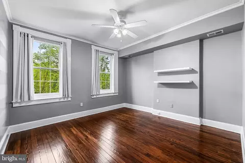 Bedroom - 21 S Linwood Ave, Baltimore, MD 21224 photo 1 of 8