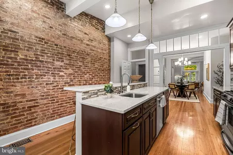 Kitchen - 21 S Linwood Ave, Baltimore, MD 21224 photo 4 of 6