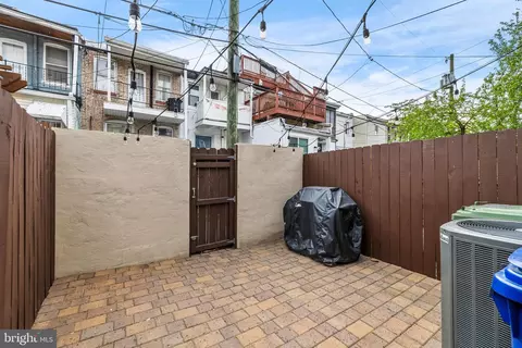 Exterior - 21 S Linwood Ave, Baltimore, MD 21224 photo 2 of 5