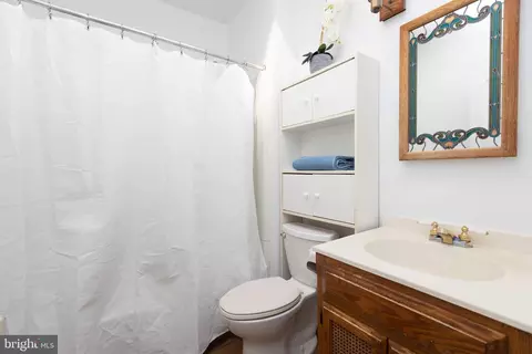 Bath - 3633 Elkader Rd, Baltimore, MD 21218 photo 1 of 1