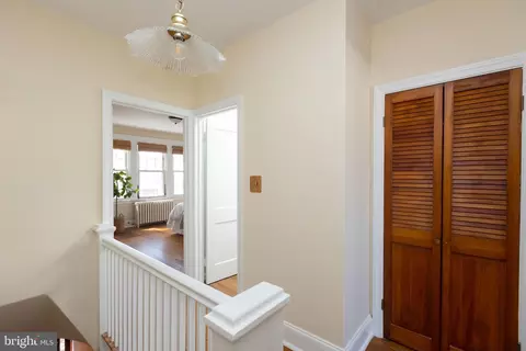 Entry Way - 3633 Elkader Rd, Baltimore, MD 21218 photo 4 of 4