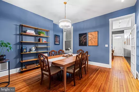 Dining - 2534 E Baltimore St, Baltimore, MD 21224 photo 1 of 4