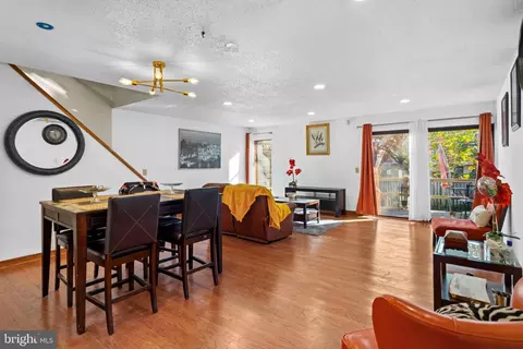 Dining - 2363 Nutmeg, Baltimore, MD 21209 photo 1 of 1