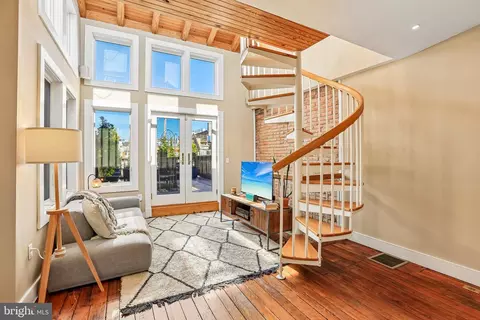Living - 1279 William St, Baltimore, MD 21230 photo 1 of 1