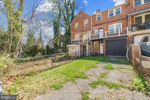 Exterior - 940 E 41st St, Baltimore, MD 21218 photo 5 of 6