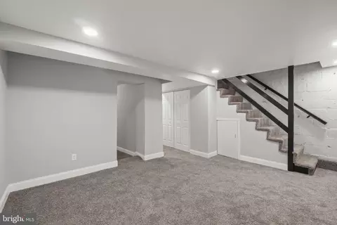 Entry Way - 940 E 41st St, Baltimore, MD 21218 photo 11 of 13
