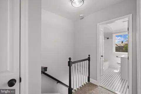Entry Way - 940 E 41st St, Baltimore, MD 21218 photo 9 of 13