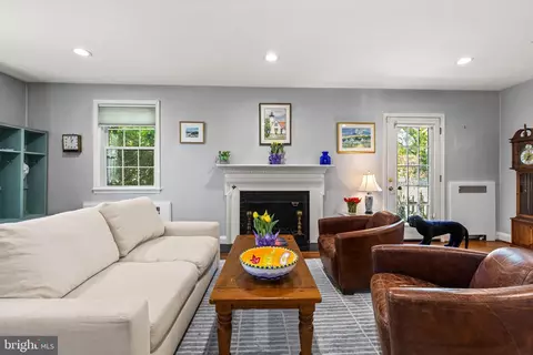 Living - 702 W Melrose Ave, Baltimore, MD 21210 photo 1 of 1