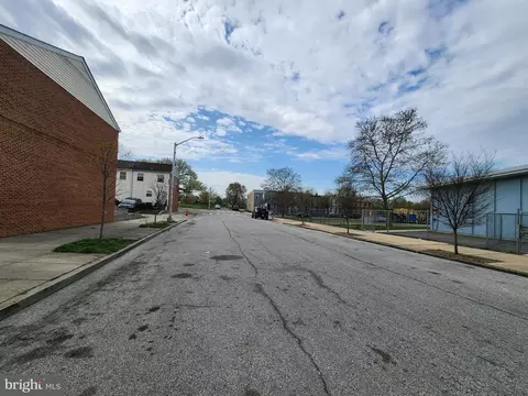 Exterior - 1129 Willinger Ct, Baltimore, MD 21202 photo 3 of 4