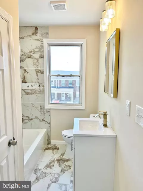 Bath - 3408 Parklawn Ave, Baltimore, MD 21213 photo 1 of 6
