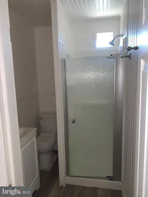 Bath - 2125 E Preston St, Baltimore, MD 21213 photo 2 of 2