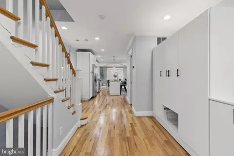 Entry Way - 11 E Hamburg St, Baltimore, MD 21230 photo 1 of 7