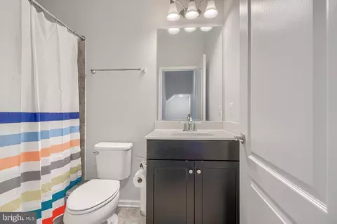 Entry Way - 1309 Benjamin St, Baltimore, MD 21230 photo 12 of 14