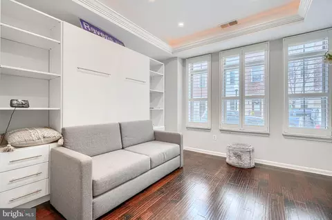 Bedroom - 1309 Benjamin St, Baltimore, MD 21230 photo 2 of 10