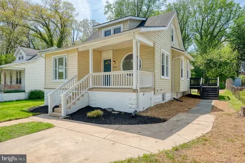 2906 Oak Hill Ave, Baltimore, MD 21207