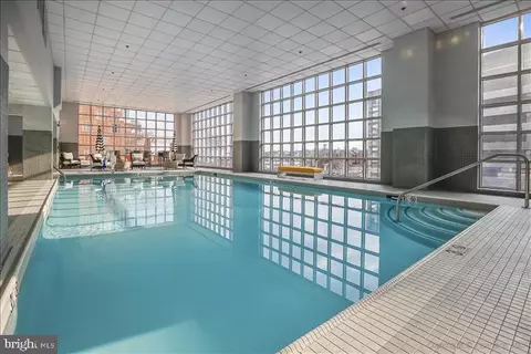 250 President St #603, Baltimore, MD 21202
