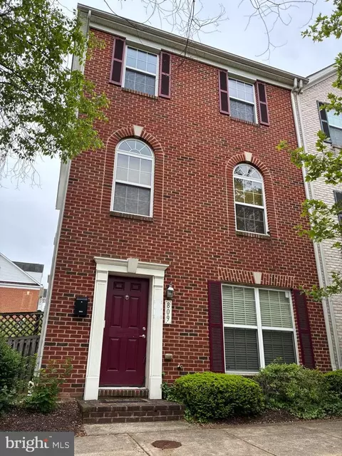 809 Mchenry St, Baltimore, MD 21230